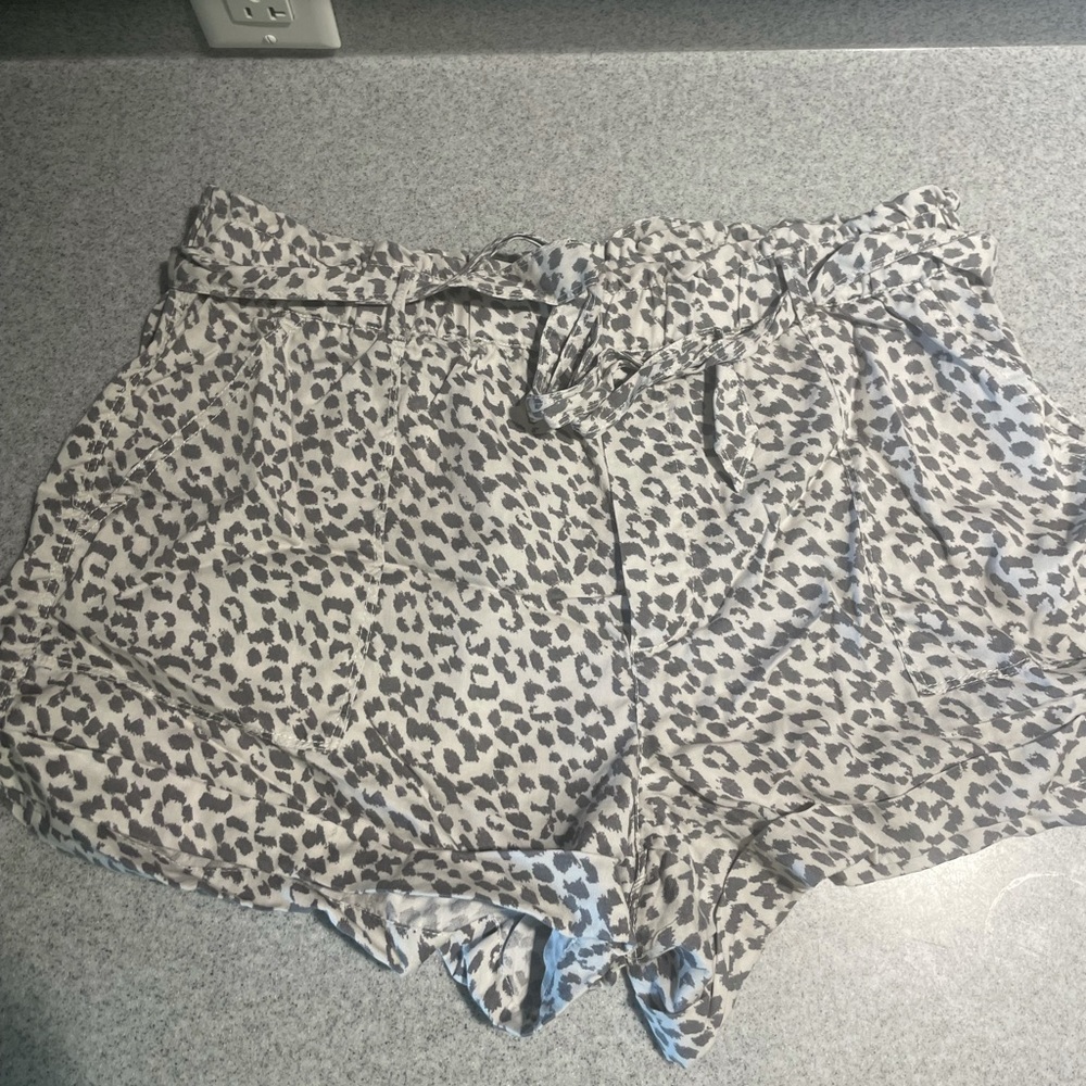 Aerie leopard  shorts
